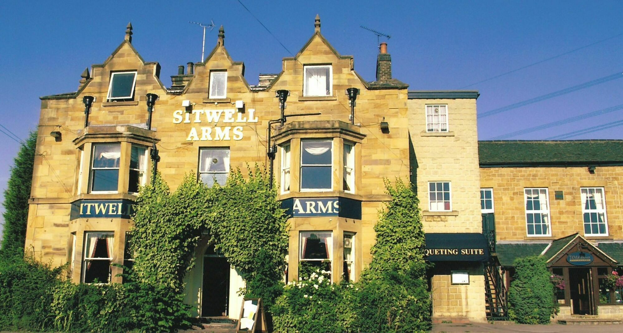 The Sitwell Arms Hotel Mosborough Buitenkant foto